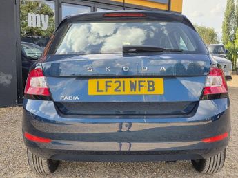 SKODA FABIA 1.0 TSI SE Hatchback 5dr Petrol DSG Euro 6 (s/s) (95 ps)