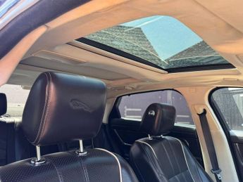 JAGUAR XJ 3.0d V6 Luxury Saloon 4dr Diesel Auto Euro 5 (LWB) (275 ps)