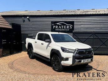 Toyota Hi Lux 2.8 D-4D Invincible X Pickup Double Cab 4dr Diesel Auto 4WD Euro