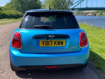MINI HATCH 1.5 Cooper D Hatchback 3dr Diesel Auto Euro 6 (s/s) (116 ps)