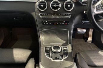 MERCEDES-BENZ GLC 2.0 GLC250 AMG Line (Premium) Coupe 5dr Petrol G-Tronic+ 4MATIC 