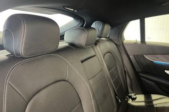 MERCEDES-BENZ GLC 2.0 GLC250 AMG Line (Premium) Coupe 5dr Petrol G-Tronic+ 4MATIC 