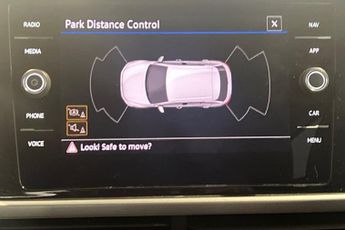 VOLKSWAGEN T-ROC 1.5 TSI Life SUV 5dr Petrol DSG Euro 6 (s/s) (150 ps) Front / Re