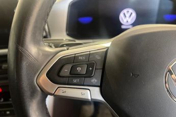 VOLKSWAGEN T-ROC 1.5 TSI Life SUV 5dr Petrol DSG Euro 6 (s/s) (150 ps) Front / Re