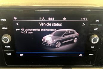 VOLKSWAGEN T-ROC 1.5 TSI Life SUV 5dr Petrol DSG Euro 6 (s/s) (150 ps) Front / Re