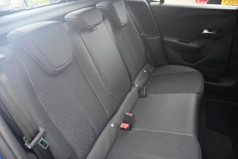 VAUXHALL Corsa Electric 50kWh Elite Premium Hatchback 5dr Electric Auto (136 ps)