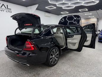 VOLVO S60 2.0 B5 MHEV Inscription Saloon 4dr Petrol Hybrid Auto Euro 6 (s/