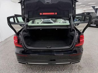 VOLVO S60 2.0 B5 MHEV Inscription Saloon 4dr Petrol Hybrid Auto Euro 6 (s/