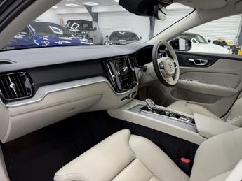 VOLVO S60 2.0 B5 MHEV Inscription Saloon 4dr Petrol Hybrid Auto Euro 6 (s/