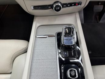 VOLVO S60 2.0 B5 MHEV Inscription Saloon 4dr Petrol Hybrid Auto Euro 6 (s/