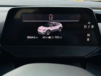 VOLKSWAGEN ID.4 Pro Performance 77kWh Life SUV 5dr Electric Auto (204 ps)