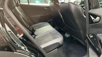 VOLKSWAGEN ID.4 Pro Performance 77kWh Life SUV 5dr Electric Auto (204 ps)