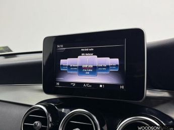 MERCEDES-BENZ GLC 2.1 GLC220d AMG Line SUV 5dr Diesel G-Tronic 4MATIC Euro 6 (s/s)