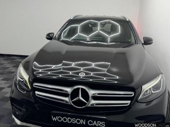 MERCEDES-BENZ GLC 2.1 GLC220d AMG Line SUV 5dr Diesel G-Tronic 4MATIC Euro 6 (s/s)