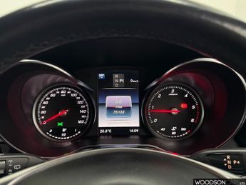 MERCEDES-BENZ GLC 2.1 GLC220d AMG Line SUV 5dr Diesel G-Tronic 4MATIC Euro 6 (s/s)