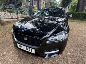 JAGUAR XF 2.0d R-Sport Saloon 4dr Diesel Auto Euro 6 (s/s) (180 ps)