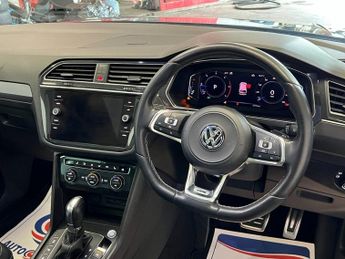 VOLKSWAGEN TIGUAN 2.0 TDI R-Line Tech SUV 5dr Diesel DSG 4Motion Euro 6 (s/s) (190