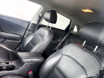 KIA NIRO 1.6 GDi 3 SUV 5dr Petrol Hybrid DCT Euro 6 (s/s) (139 bhp) F/S/H