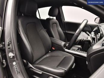 MERCEDES-BENZ GLA CLASS 1.3 GLA200 Sport (Executive) SUV 5dr Petrol 7G-DCT Euro 6 (s/s) 