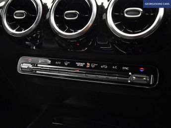 MERCEDES-BENZ GLA CLASS 1.3 GLA200 Sport (Executive) SUV 5dr Petrol 7G-DCT Euro 6 (s/s) 