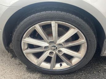 SKODA OCTAVIA 1.6 TDI SE L Estate 5dr Diesel DSG Euro 6 (s/s) (110 ps)