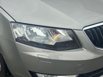 SKODA OCTAVIA 1.6 TDI SE L Estate 5dr Diesel DSG Euro 6 (s/s) (110 ps)