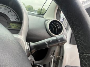 TOYOTA AYGO 1.0 VVT-i Ice Hatchback 5dr Petrol MultiMode Euro 5-NICE HISTORY