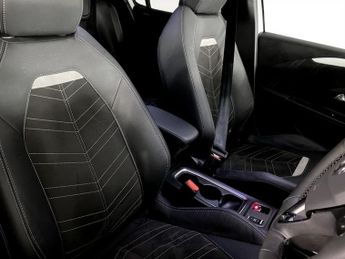 VAUXHALL Corsa Electric 50kWh Ultimate Hatchback 5dr Electric Auto (136 ps)