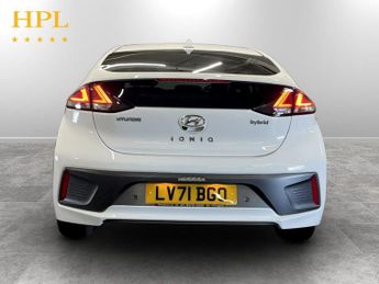 HYUNDAI IONIQ 1.6 h-GDi Premium SE Hatchback 5dr Petrol Hybrid DCT Euro 6 (s/s