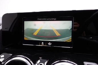 MERCEDES-BENZ GLA 1.3 GLA200 AMG Line SUV 5dr Petrol 7G-DCT Euro 6 (s/s) (163 ps)
