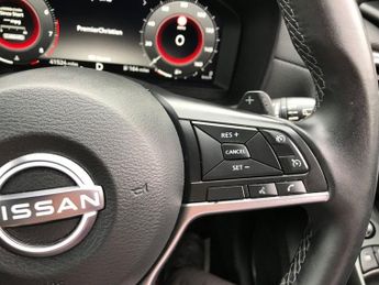 NISSAN JUKE 1.0 DIG-T N-Connecta SUV 5dr Petrol DCT Auto Euro 6 (s/s) (114 p
