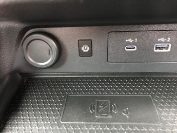 NISSAN JUKE 1.0 DIG-T N-Connecta SUV 5dr Petrol DCT Auto Euro 6 (s/s) (114 p