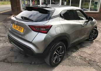 NISSAN JUKE 1.0 DIG-T N-Connecta SUV 5dr Petrol DCT Auto Euro 6 (s/s) (114 p