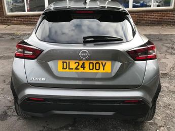 NISSAN JUKE 1.0 DIG-T N-Connecta SUV 5dr Petrol DCT Auto Euro 6 (s/s) (114 p