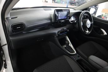 TOYOTA YARIS 1.5 VVT-h Icon E-CVT Euro 6 (s/s) 5dr