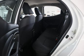 TOYOTA YARIS 1.5 VVT-h Icon E-CVT Euro 6 (s/s) 5dr