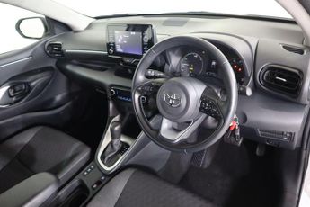 TOYOTA YARIS 1.5 VVT-h Icon E-CVT Euro 6 (s/s) 5dr