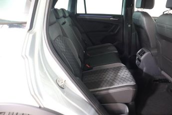 VOLKSWAGEN TIGUAN 1.5 TSI R-Line DSG Euro 6 (s/s) 5dr