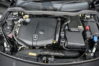 MERCEDES-BENZ CLA 2.1 CLA200d Sport Shooting Brake 5dr Diesel 7G-DCT Euro 6 (s/s) 