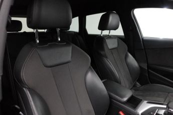 AUDI A4 AVANT 2.0 TDI S line Estate 5dr Diesel S Tronic quattro Euro 6 (s/s) (