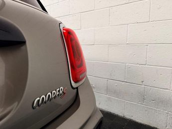 MINI HATCH 2.0 Cooper S Hatchback 3dr Petrol Auto Euro 6 (s/s) (192 ps)