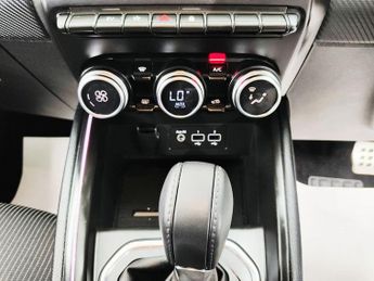 RENAULT CLIO 1.6 E-TECH E-Tech engineered Hatchback 5dr Petrol Hybrid Auto Eu