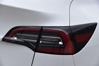 TESLA MODEL Y (Dual Motor) Long Range SUV 5dr Electric Auto 4WDE (384 bhp)