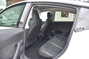 TESLA MODEL Y (Dual Motor) Long Range SUV 5dr Electric Auto 4WDE (384 bhp)