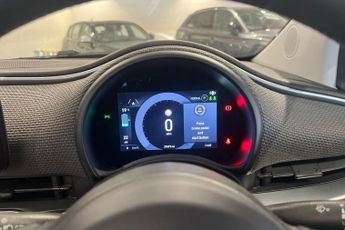 FIAT 500e C 42kWh La Prima Convertible 2dr Electric Auto (118 ps)