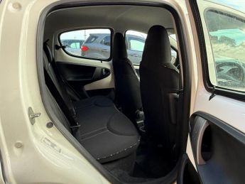 CITROEN C1 1.0i VTR Hatchback 5dr Petrol Manual Euro 5 (68 ps)