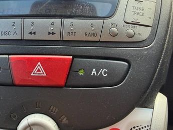 CITROEN C1 1.0i VTR Hatchback 5dr Petrol Manual Euro 5 (68 ps)
