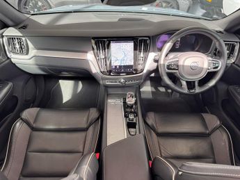 VOLVO S60 2.0 B5 MHEV Ultimate Saloon 4dr Petrol Hybrid Auto Euro 6 (s/s) 
