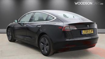 TESLA Model 3 Standard Range Plus Saloon 4dr Electric Auto RWD (241 bhp)