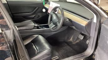 TESLA Model 3 Standard Range Plus Saloon 4dr Electric Auto RWD (241 bhp)